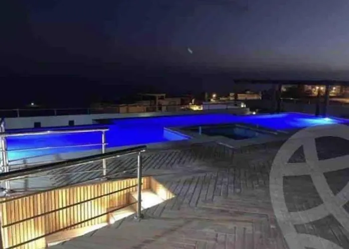 Royal Sea View Montazah Sharm, Airport&soho Appartement