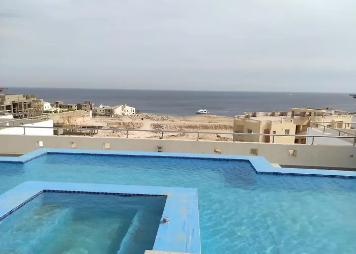 Royal Sea View Montazah Sharm, Airport&soho Charm el-Cheikh