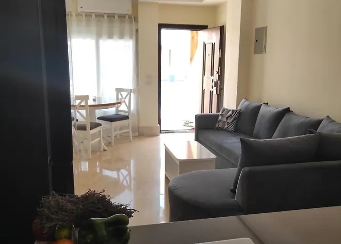 Royal Sea View Montazah Sharm, Airport&soho Appartement