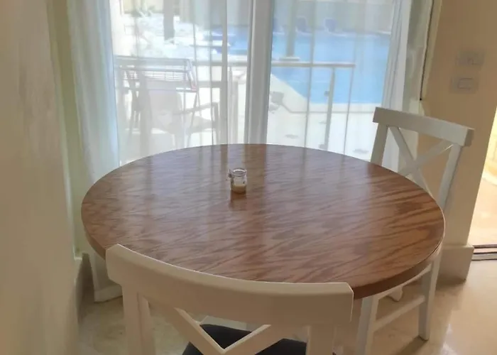 Appartement Royal Sea View Montazah Sharm, Airport&soho